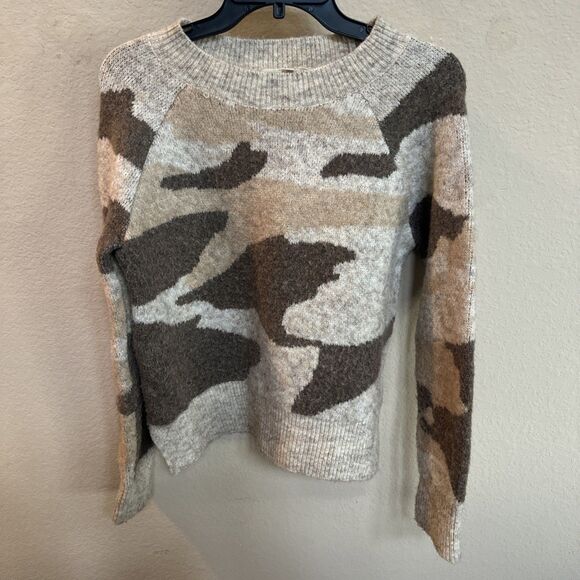 Anthropologie Moth Marjorie Camo Sweater Beige Small - Picture 2 of 7